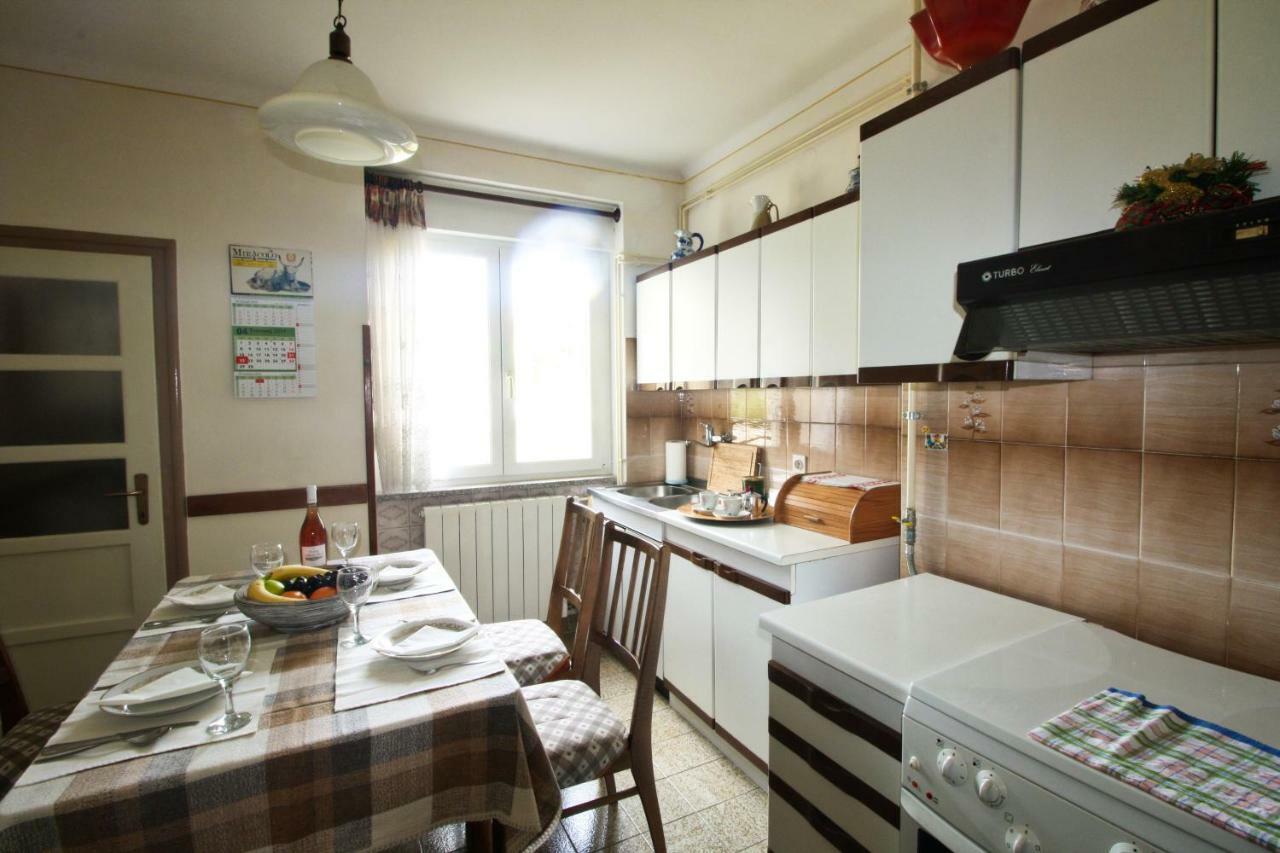 Apartment Persich Pula Exteriér fotografie